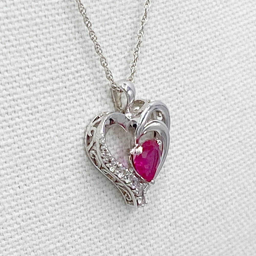 Sterling Silver 925 Pink Stone Heart Pendant Necklace